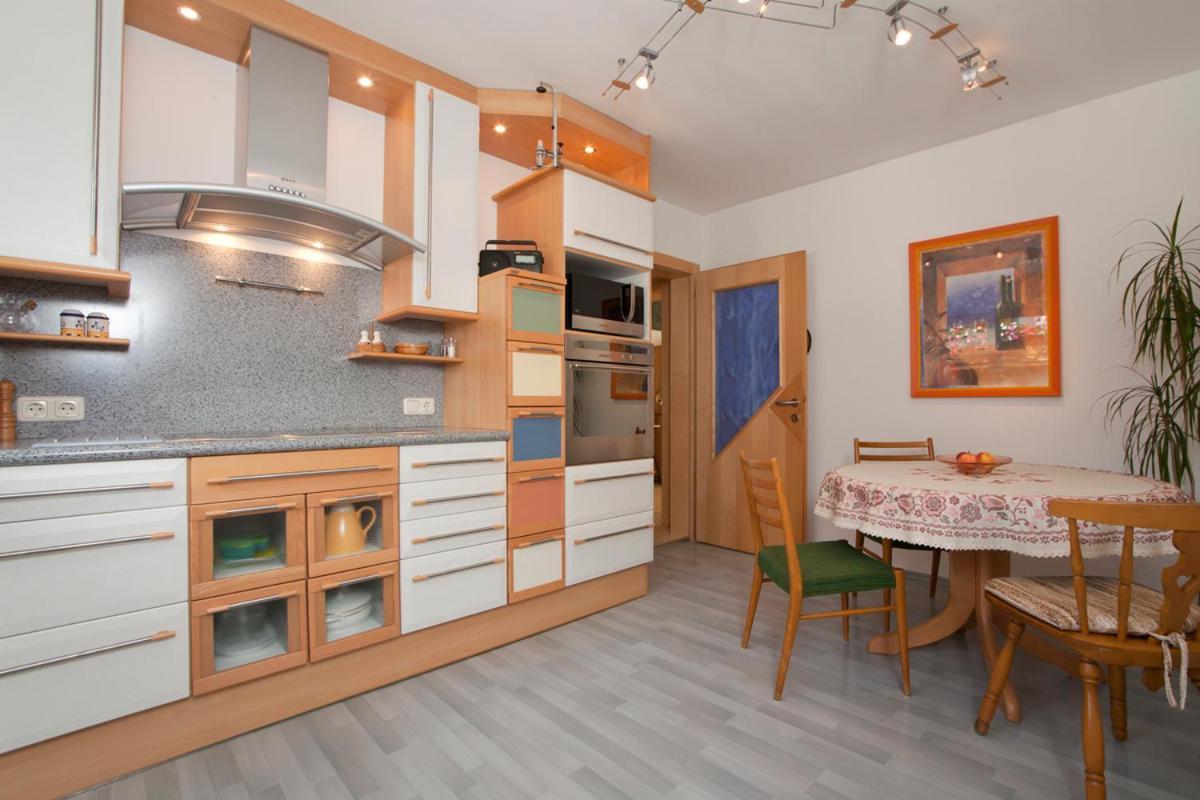 Exklusiv Apartment Hofer Санкт-Йоганн-ін-Тіроль Екстер'єр фото